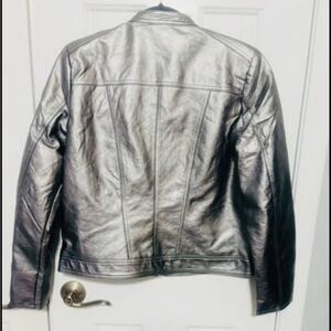 New, Simply Vera silver jacket.